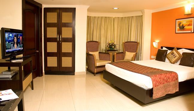 Shilton Suites Bangalore Zimmer foto